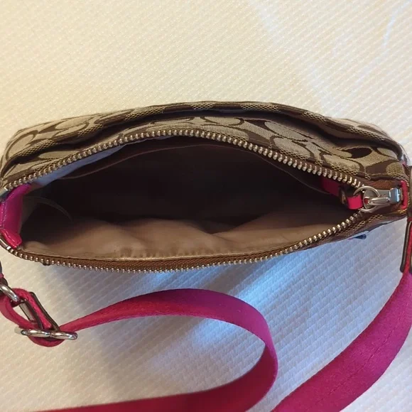 Coach Cross-Body & Matching Wristlet/Wallet - Picture 3 of 6